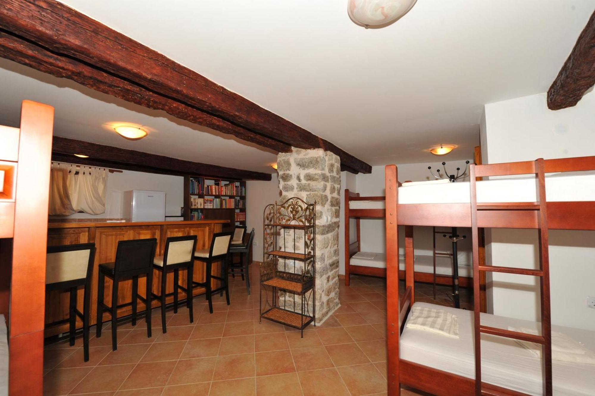 Apartments Monika Old Town Kotor Exteriör bild